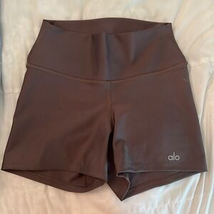 Alo Yoga biker shorts